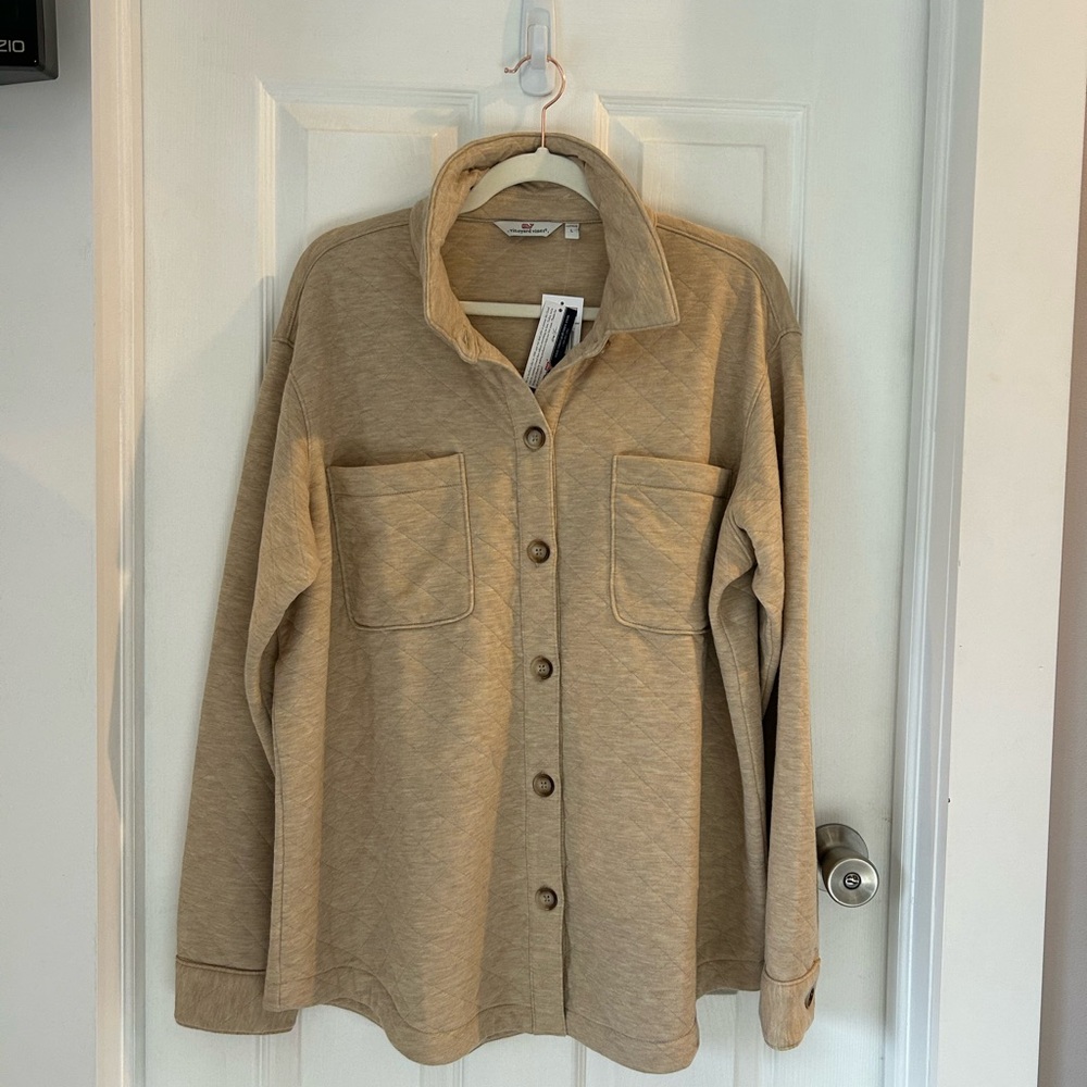 Brand new vineyard vines quilted jacket
